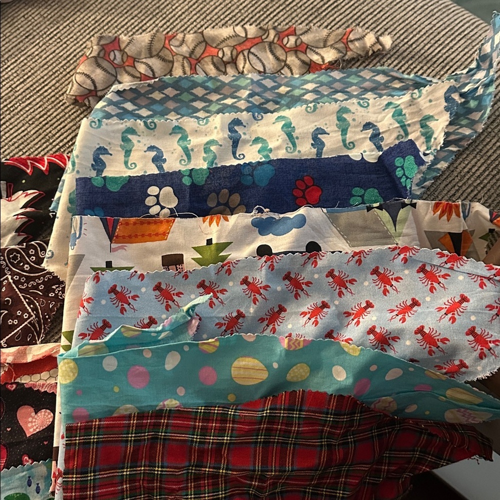 Every season, holiday DOG SCARVES - 12 lb dog - Picture 2 of 4